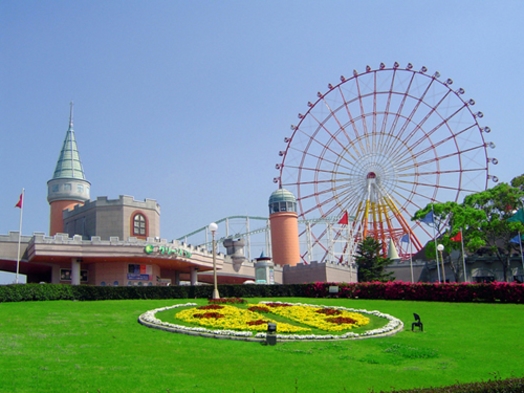 【贅沢食材を満足いくまで！】グリーンランド入園券・アルコールバー付豪華バイキングプラン